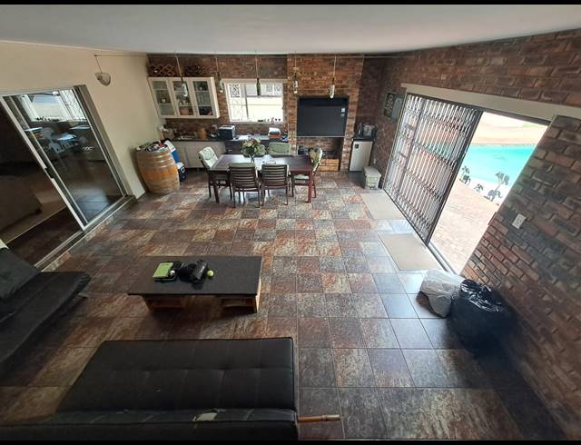 3 BEDROOM HOUSE FOR SALE IN THREE RIVERS EAST